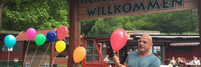Waldcafe Corell Luftballons mit Helium füllen